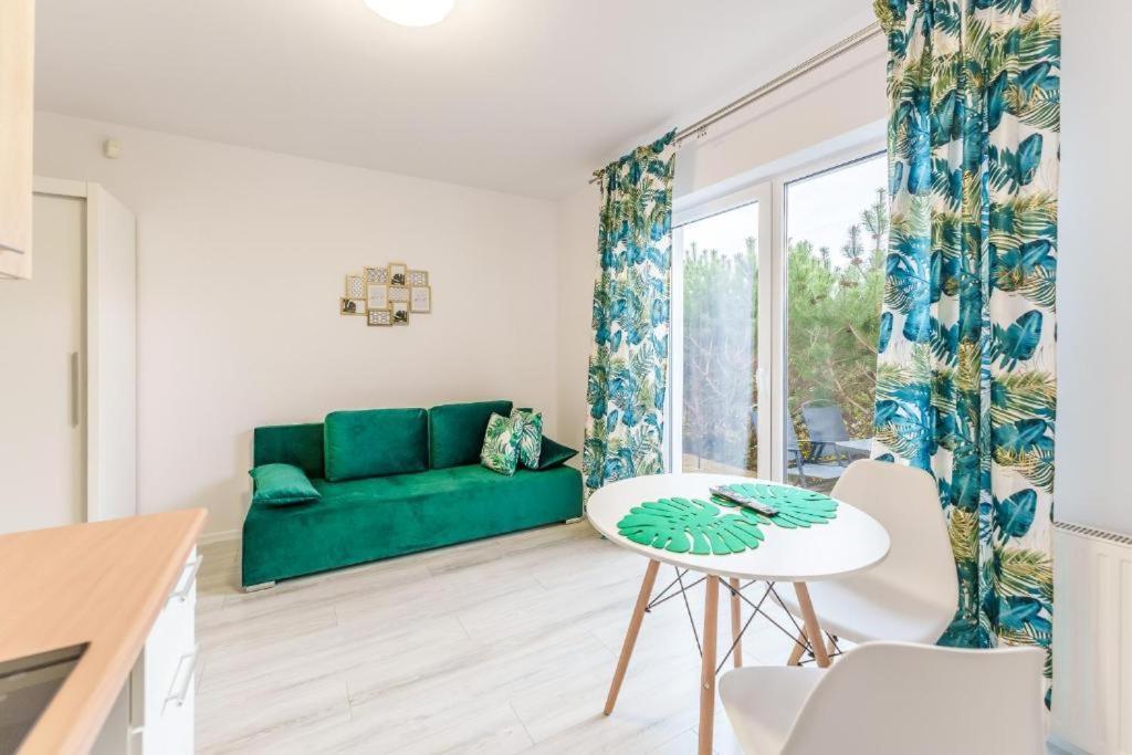 Apartamenty Przy Plazy, Ogrod - Grzybowo-Kolobrzeg - Nadmorska 26 Grzybowo  Extérieur photo
